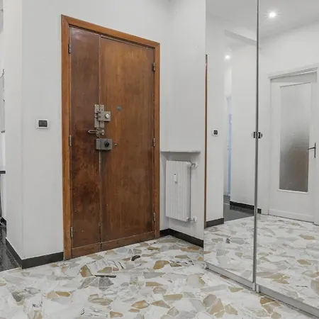 A 100m Dal Mare Lejlighed