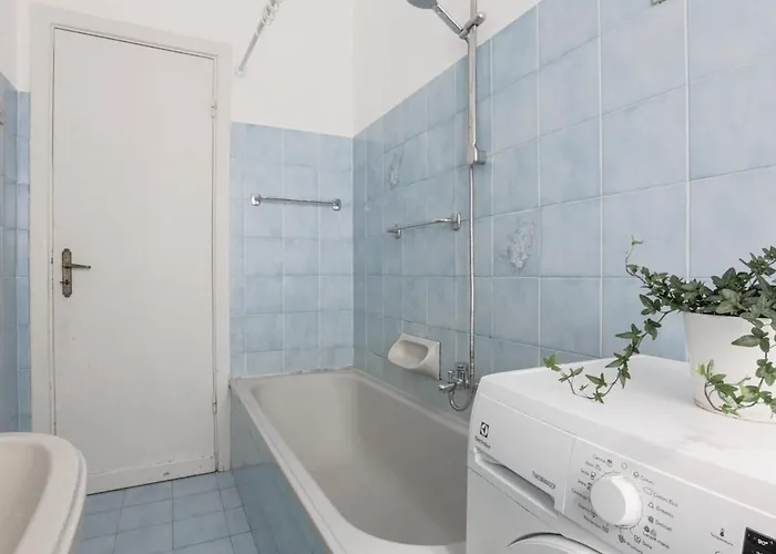 A 100m Dal Mare Appartement Genua