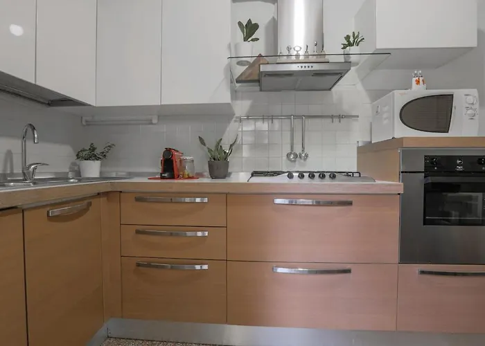 A 100m Dal Mare Appartement Genua